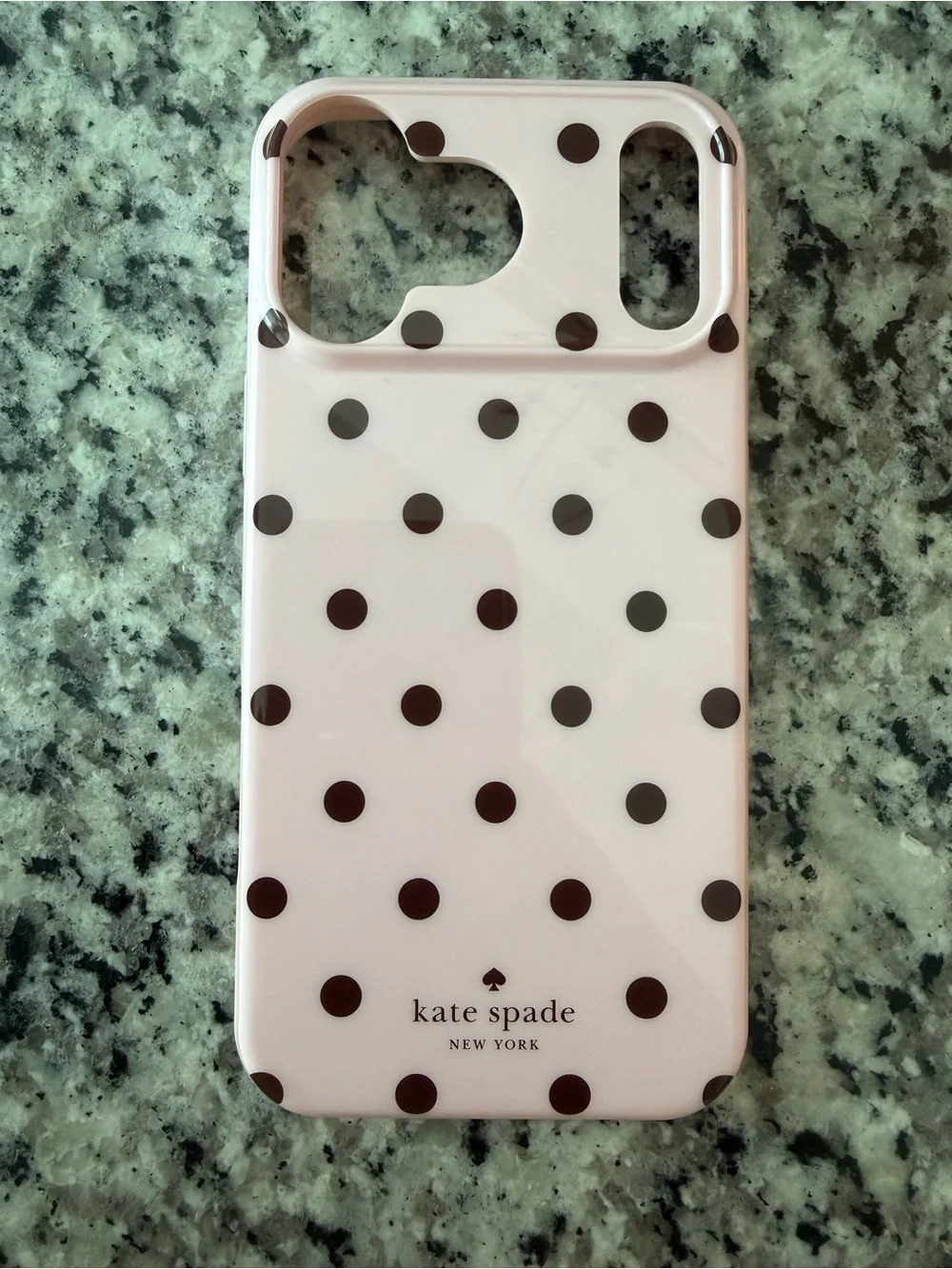 iPhone 17 pro max : kate spade Pink Phone Case with Black Polka Dots
